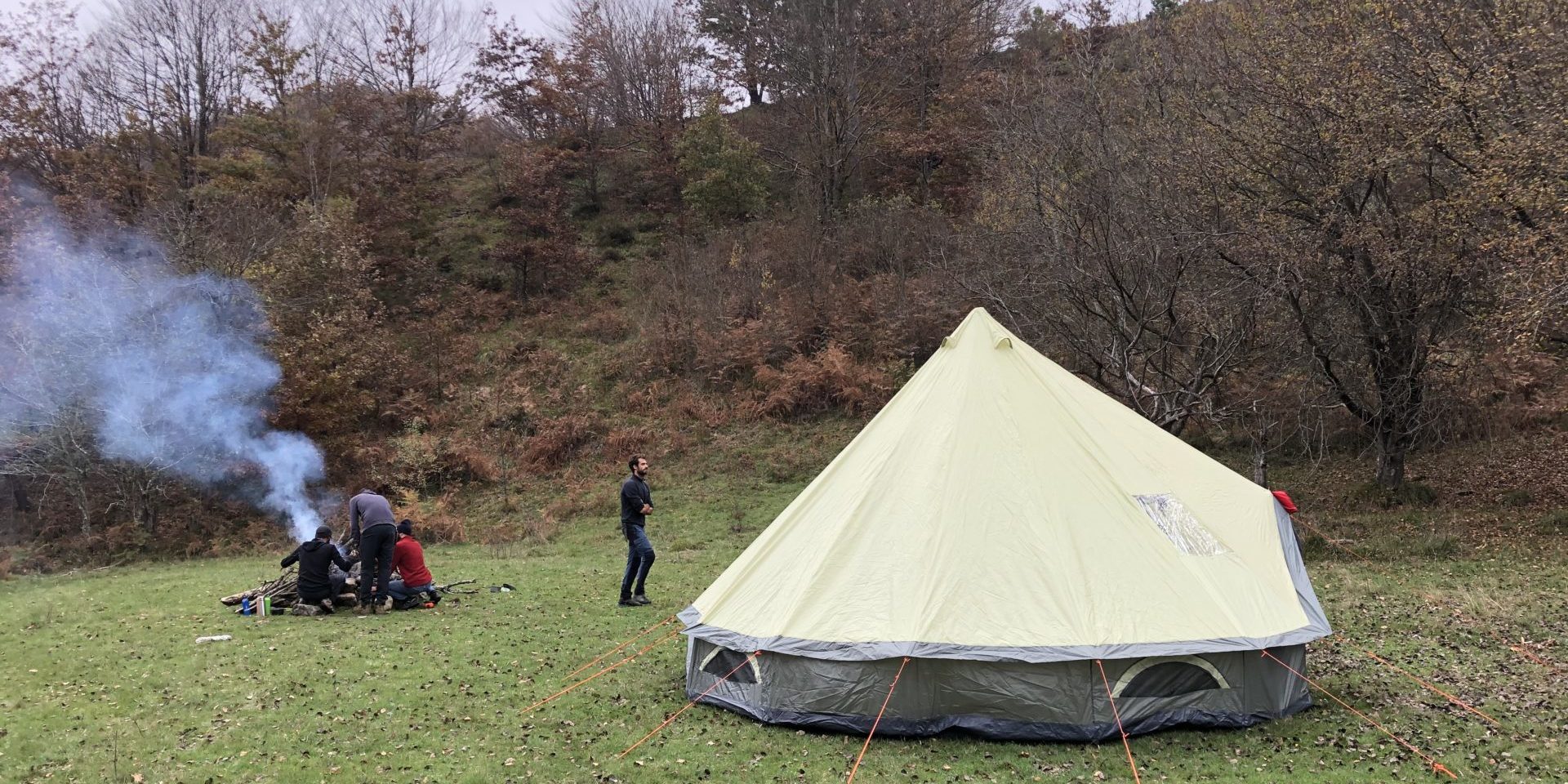 Campo Base Outdoor Education al Team Building e Corso di Sopravvivenza di Outdoor Portofino