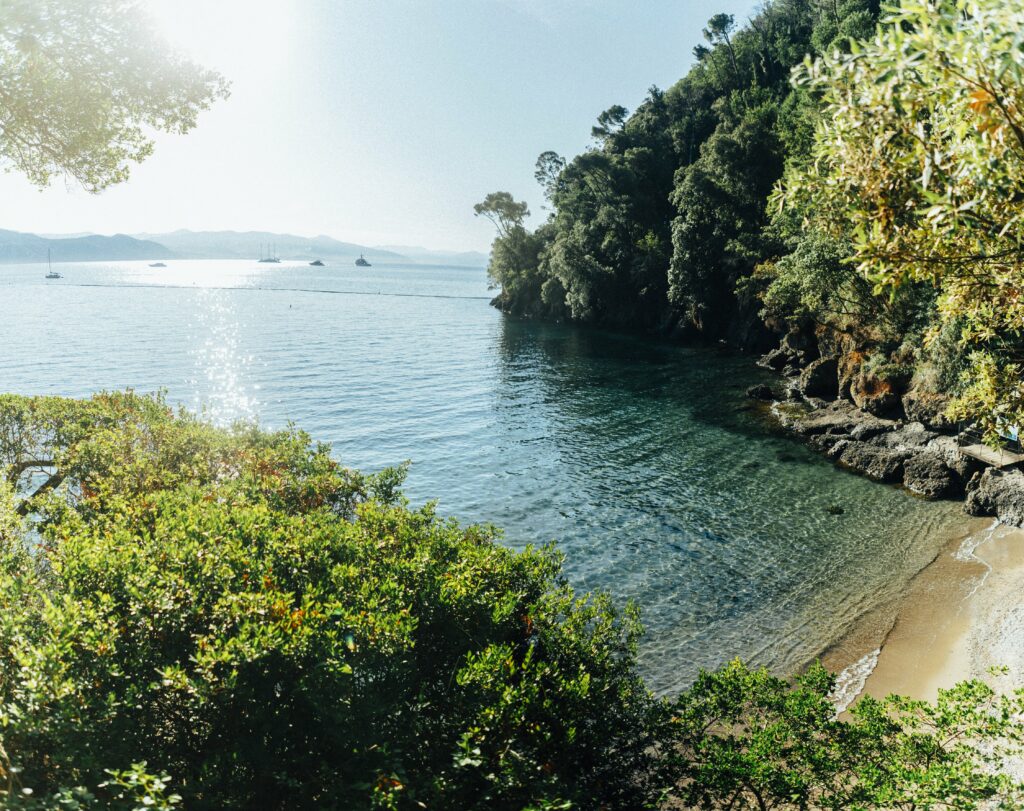 La spiaggia di Niasca - Paraggi