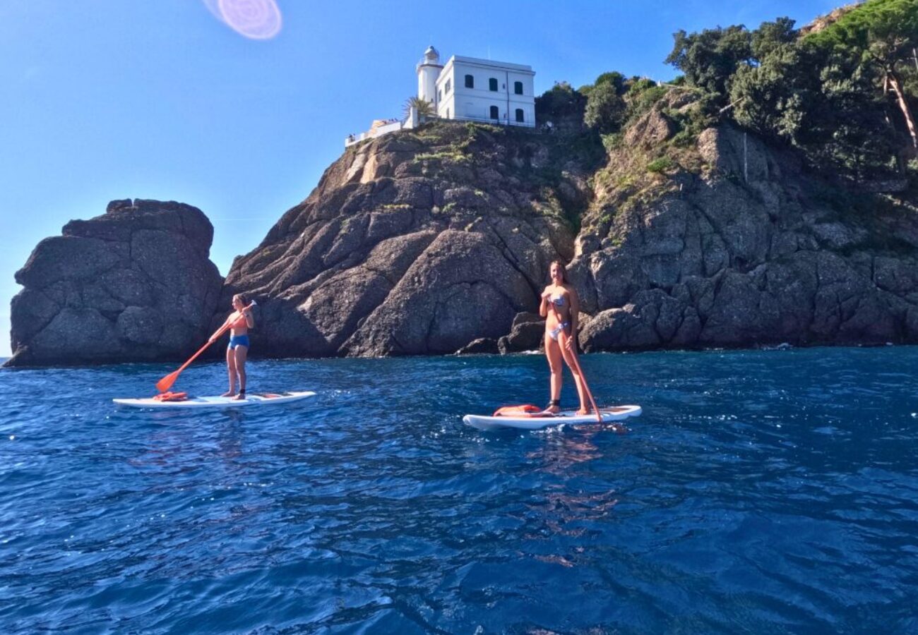 sup tour al faro di Portofino